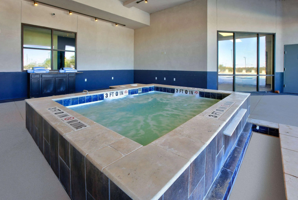 La Quinta Inn & Suites by Wyndham Lubbock Southwest