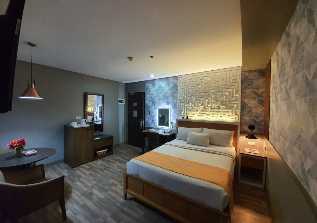 MODA Mariposa Budget Hotel - Anonas