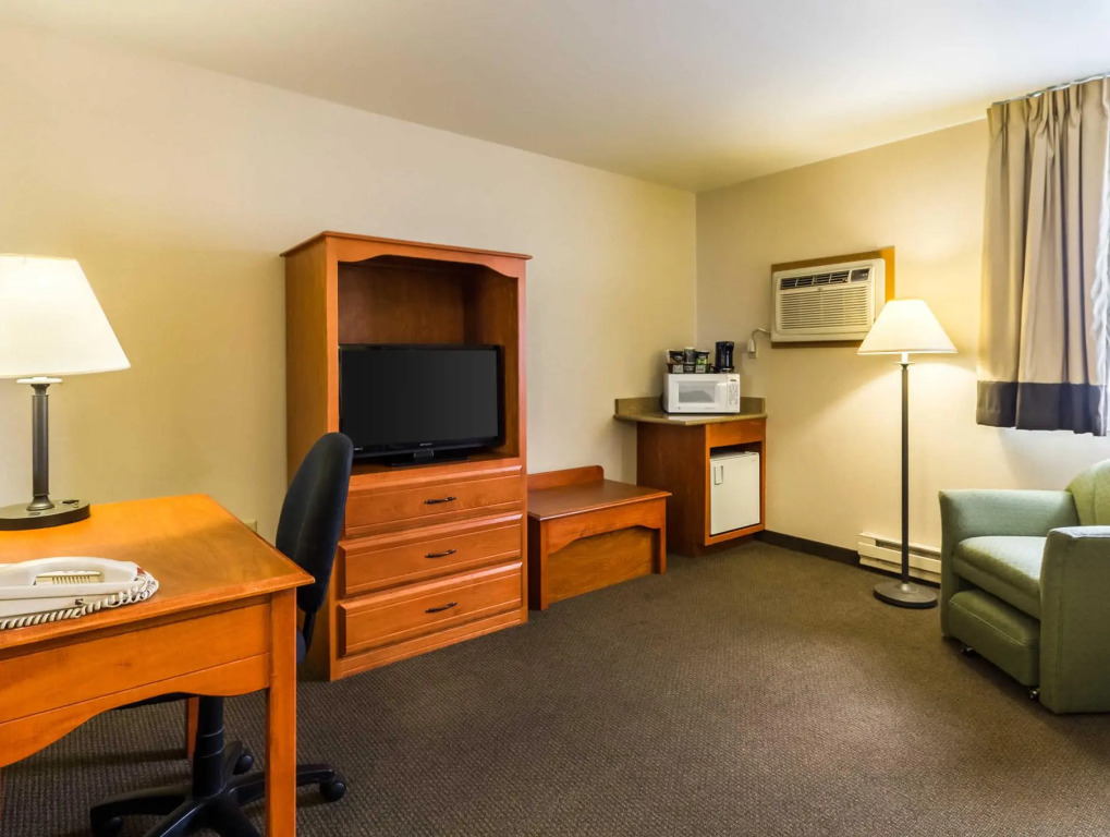 Motel 6 Minot, ND