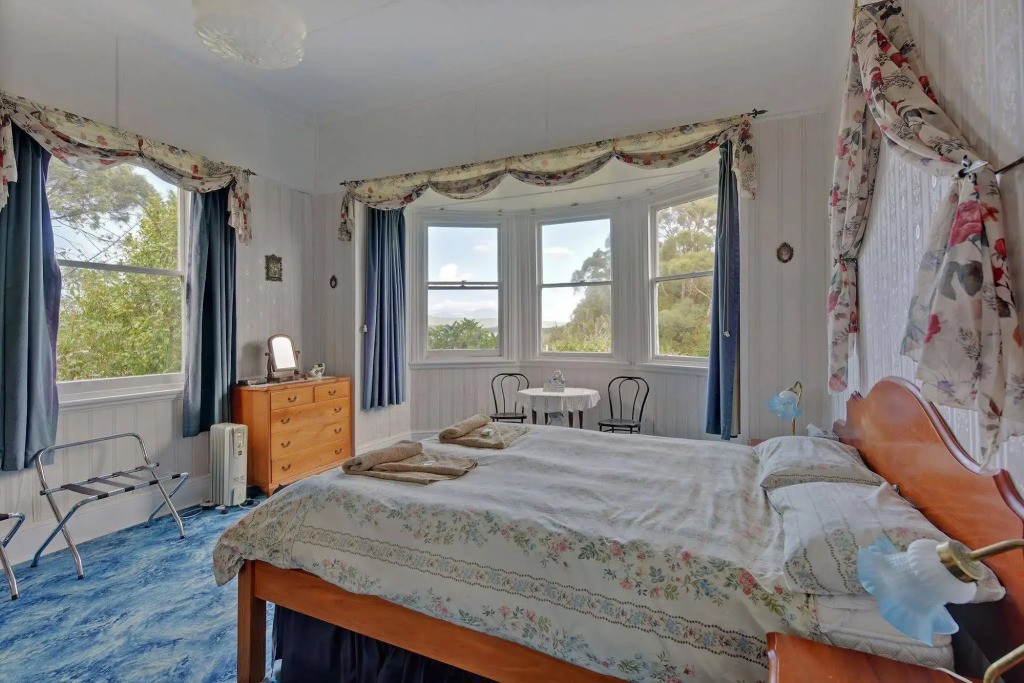 Strahan Wilderness Lodge