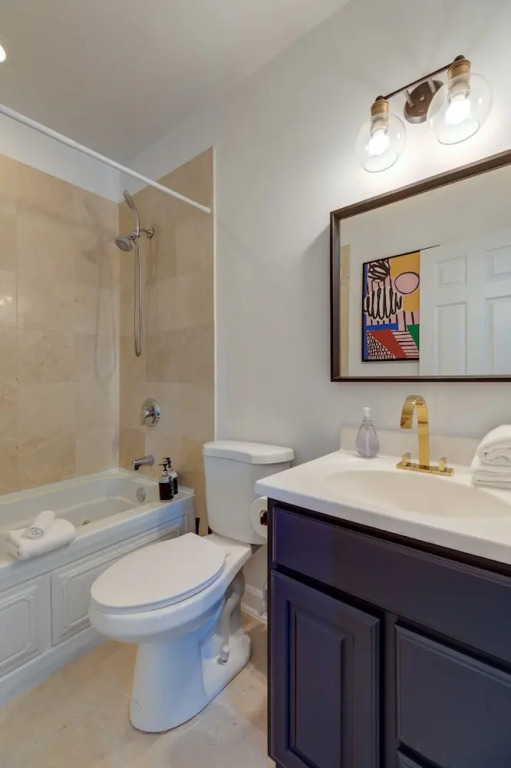 3 Beds, 2BA Condo NearDowntown & Park by AllSet Turnover