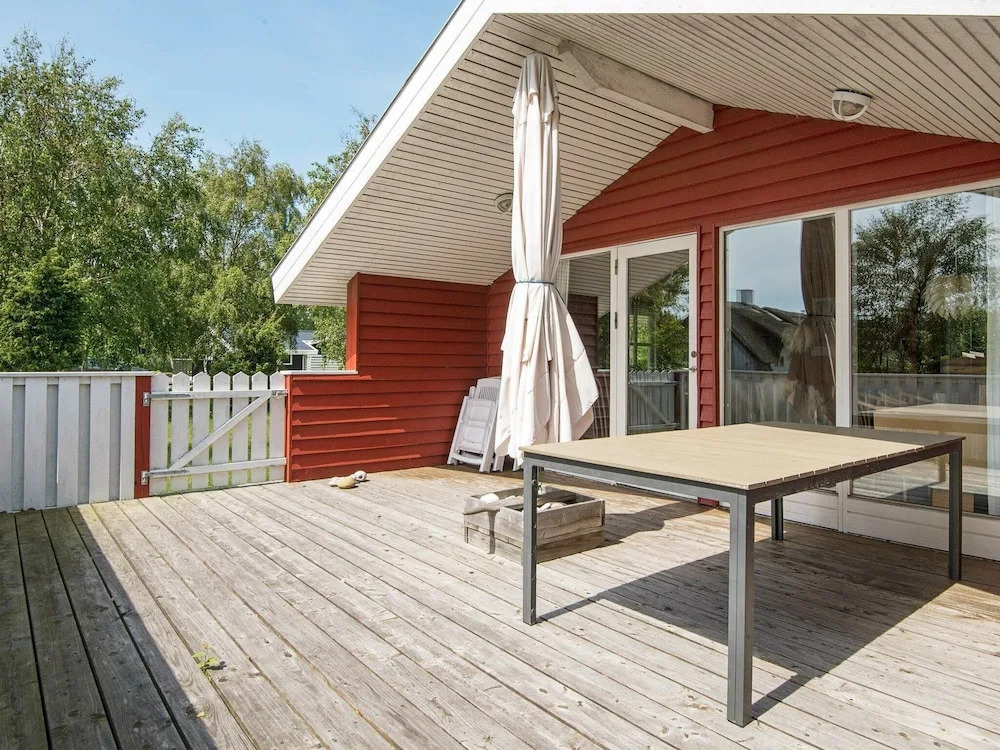 Exotic Holiday Home in Midtjylland With Terrace