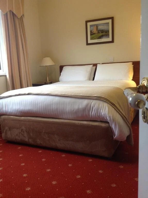 Killarney House