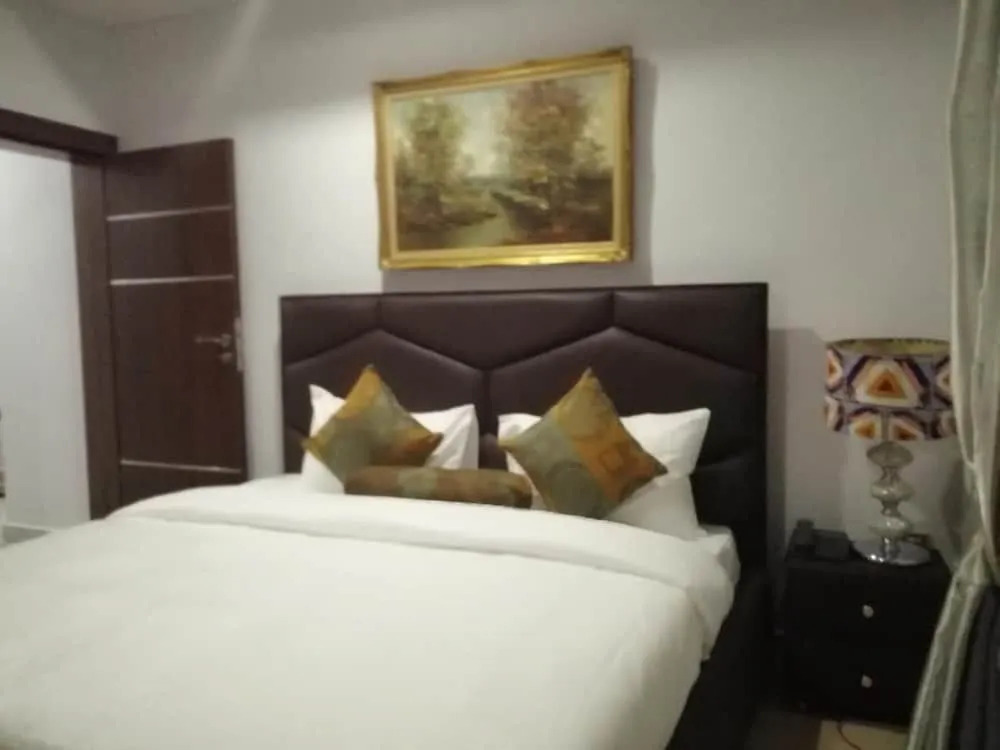 Brentford Apartments