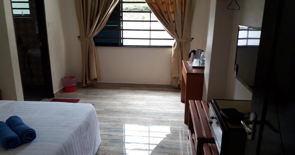 TULIP HOTEL & APARTMENT