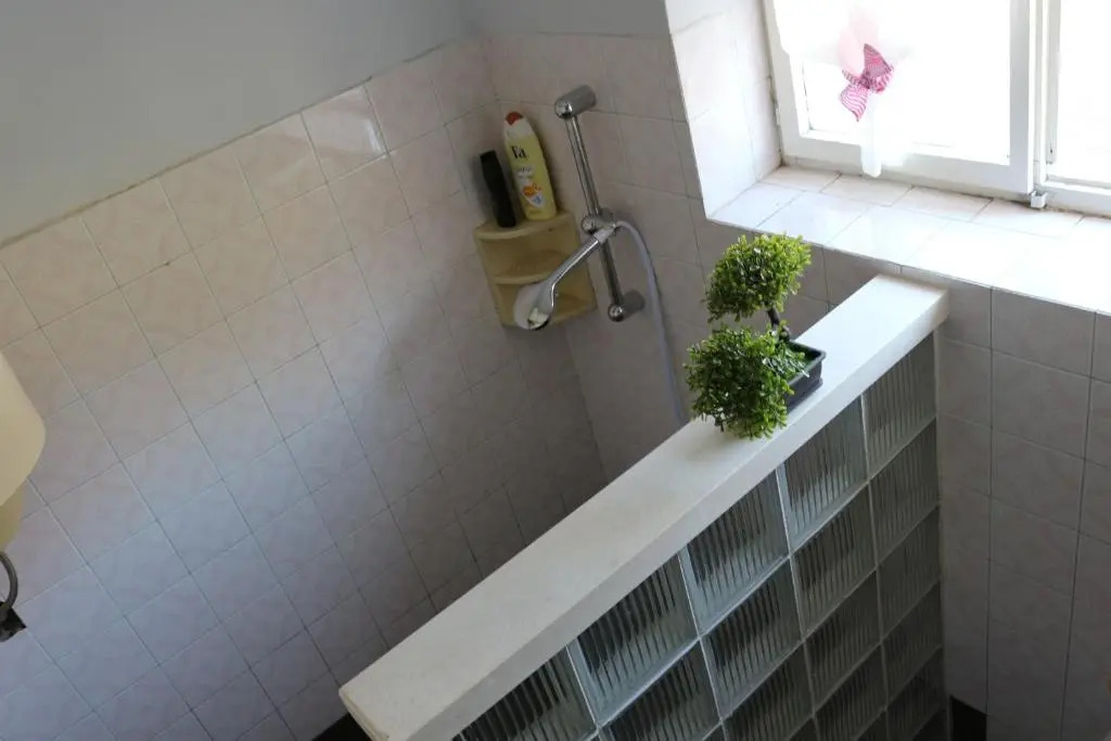 Max apartment