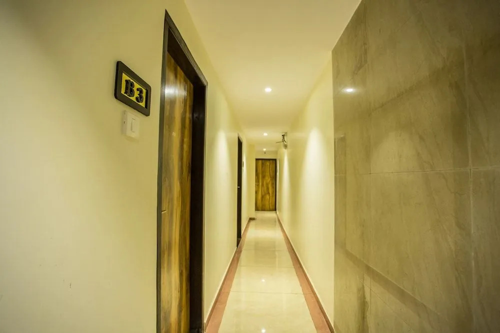 OYO 7154 Hotel Highland Residency