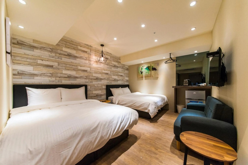 Air Travel inn