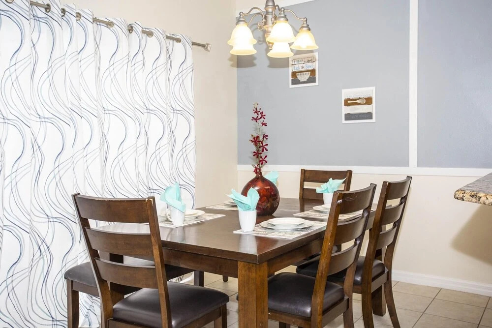 Encantada Resort 4 Bedroom w Pool Close to Disney 8570