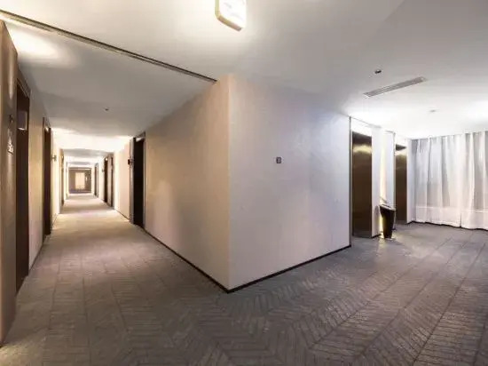 Atour Light Hotel Shenyang Yuhong Plaza Metro Station