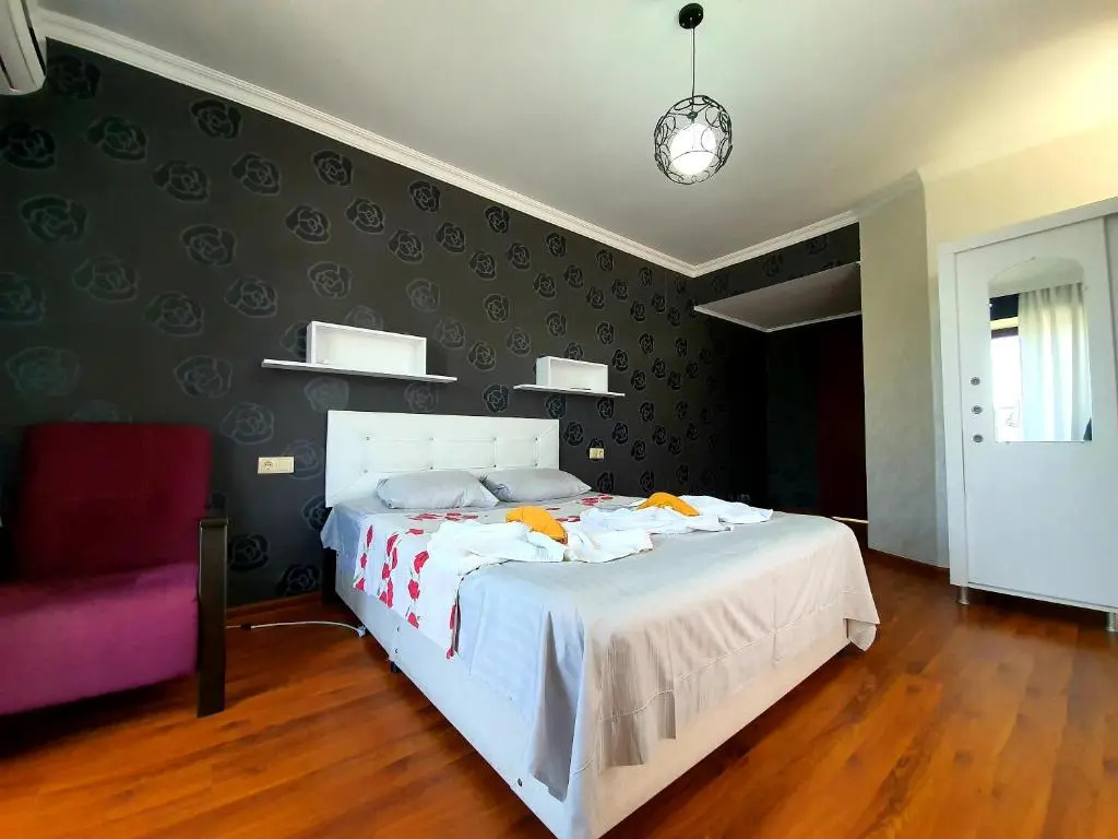 Sunrise Hotel