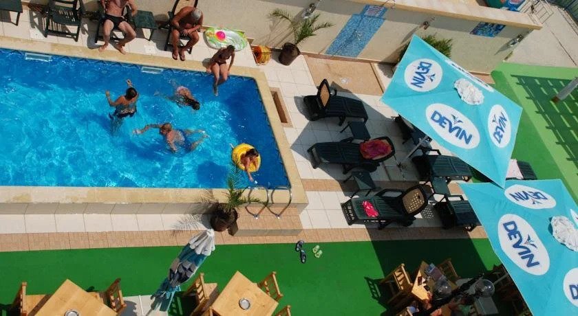 Elizabeth Beach Apartments