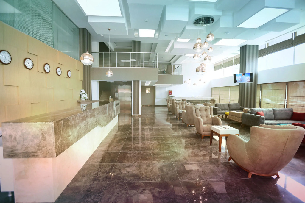 Elips Royal Hotel & SPA