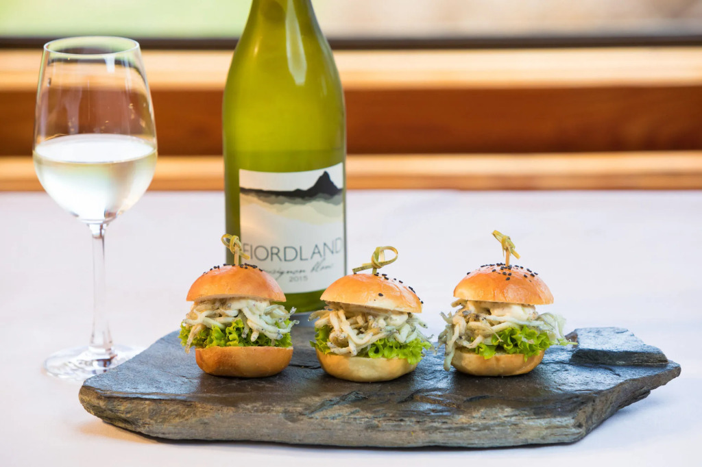 Fiordland Lodge