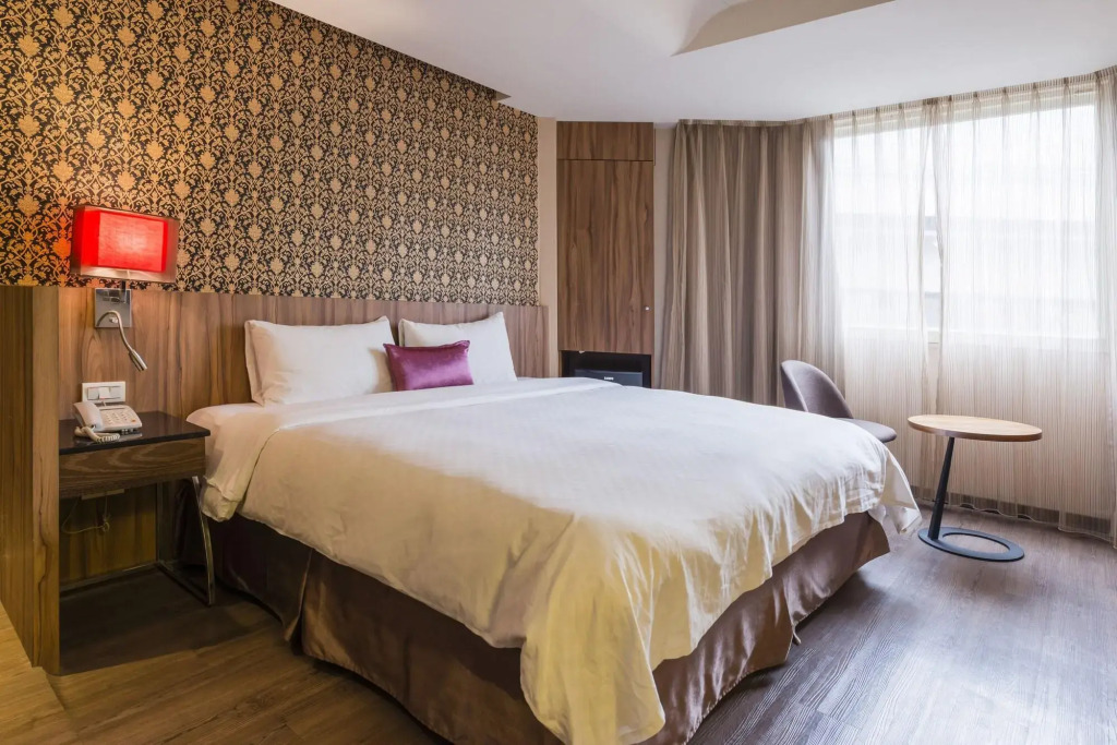 Jing Guang Hotel