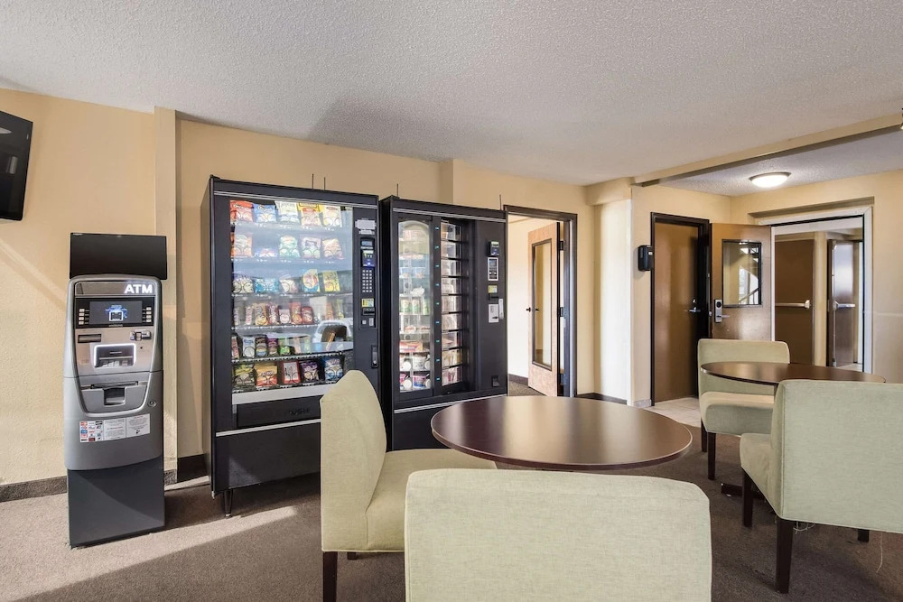 Rodeway Inn & Suites Portland - Jantzen Beach