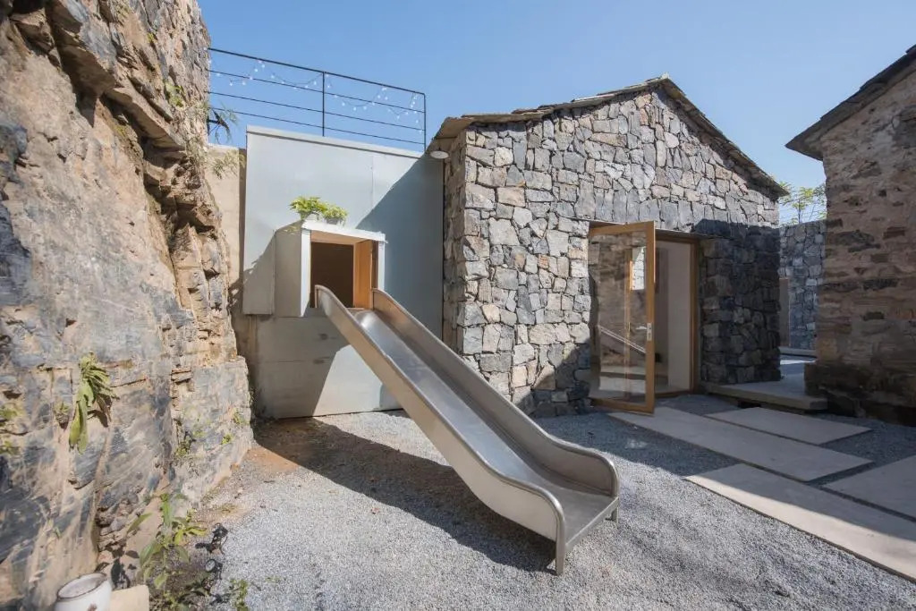 Mountain Dwelling
