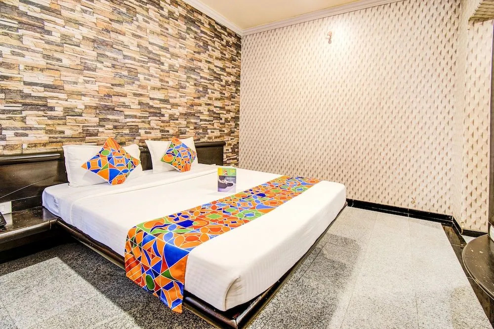 Fabhotel Ashoka Regency