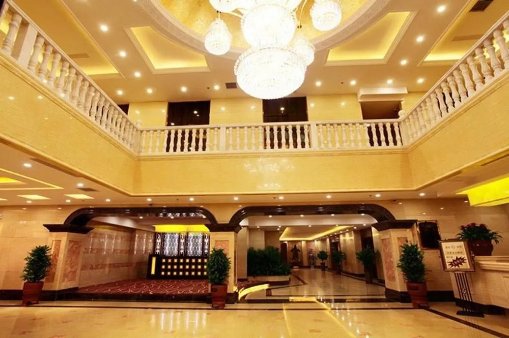 Dalian Tongbao Hotel