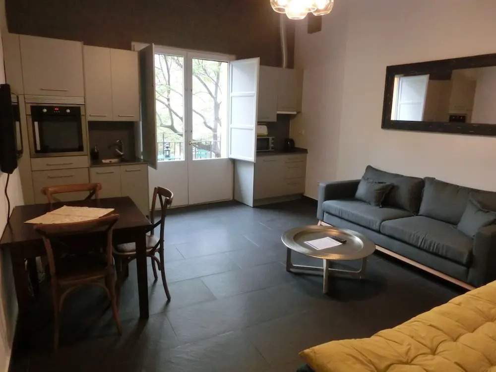 Valentia Apartments - Mercado Central