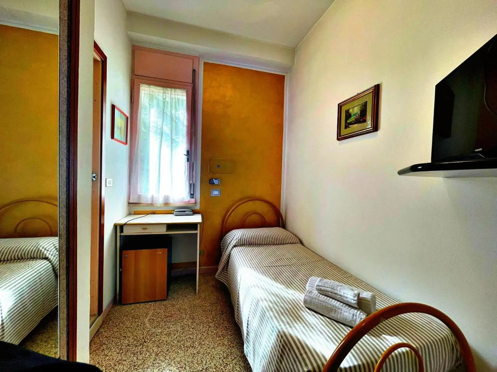 HOTEL AMBRA - Fronte Mare - Vicinissimi al Centro