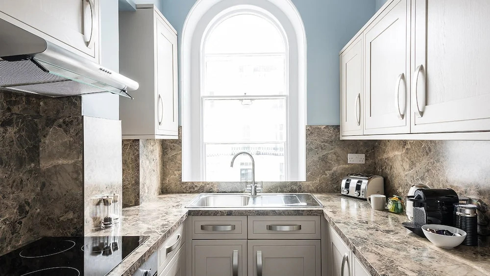 Sleek 2BR between Paddington & Hyde Park