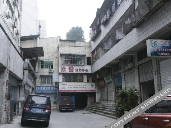 Huangjuewan Hostel