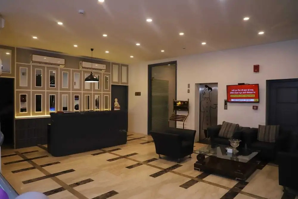 Hotel Bizzotel