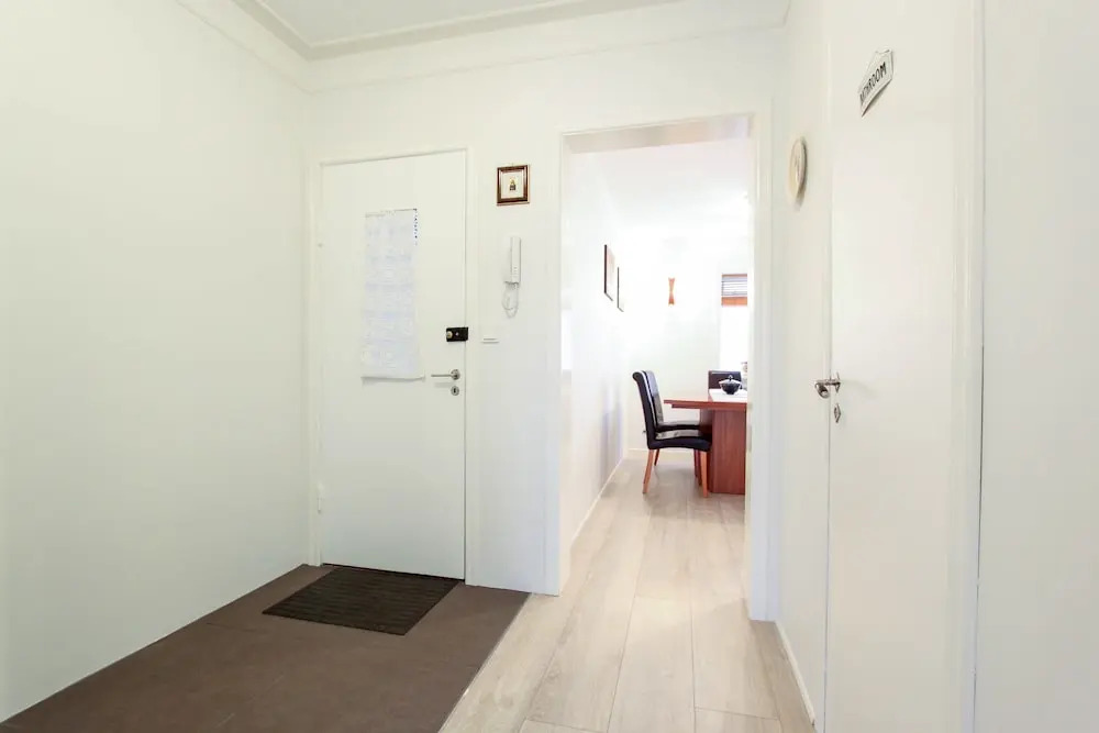 Apartment S33