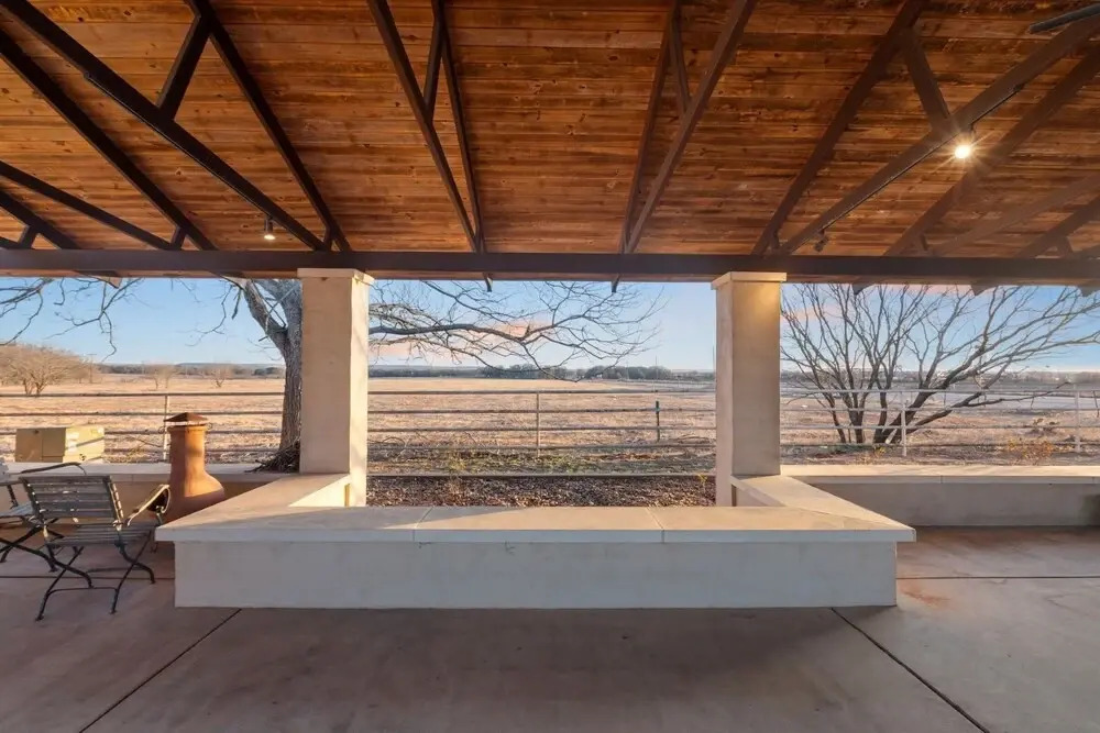 Opals Retreat - Pet Friendly 2 Bedroom Cottage by Redawning