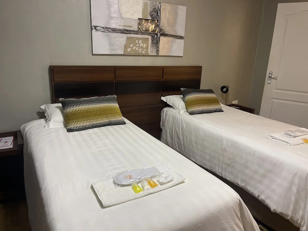 Lakeview Guest House