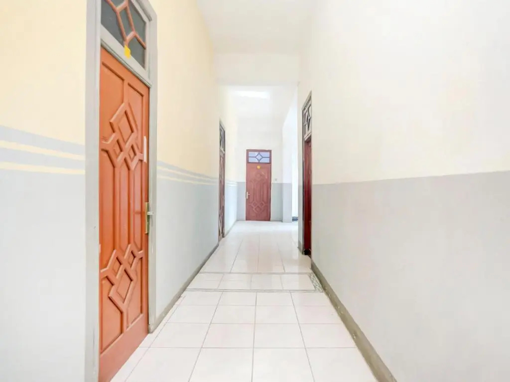 RedDoorz near Gapura Kota Banjarmasin