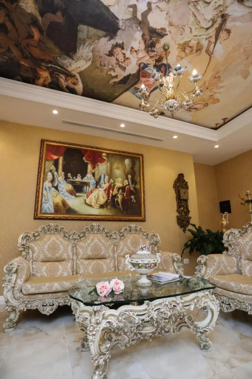 Hotel Empire Albania