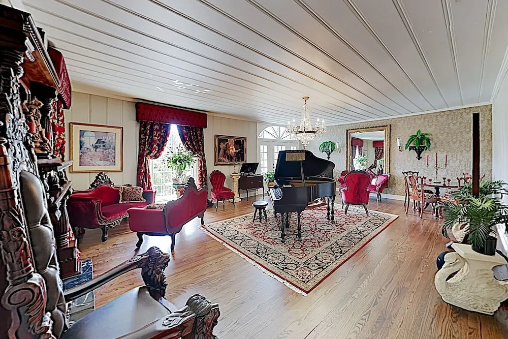 Elegant Updated W/ Pond On 20 Acres 4 Bedroom Home