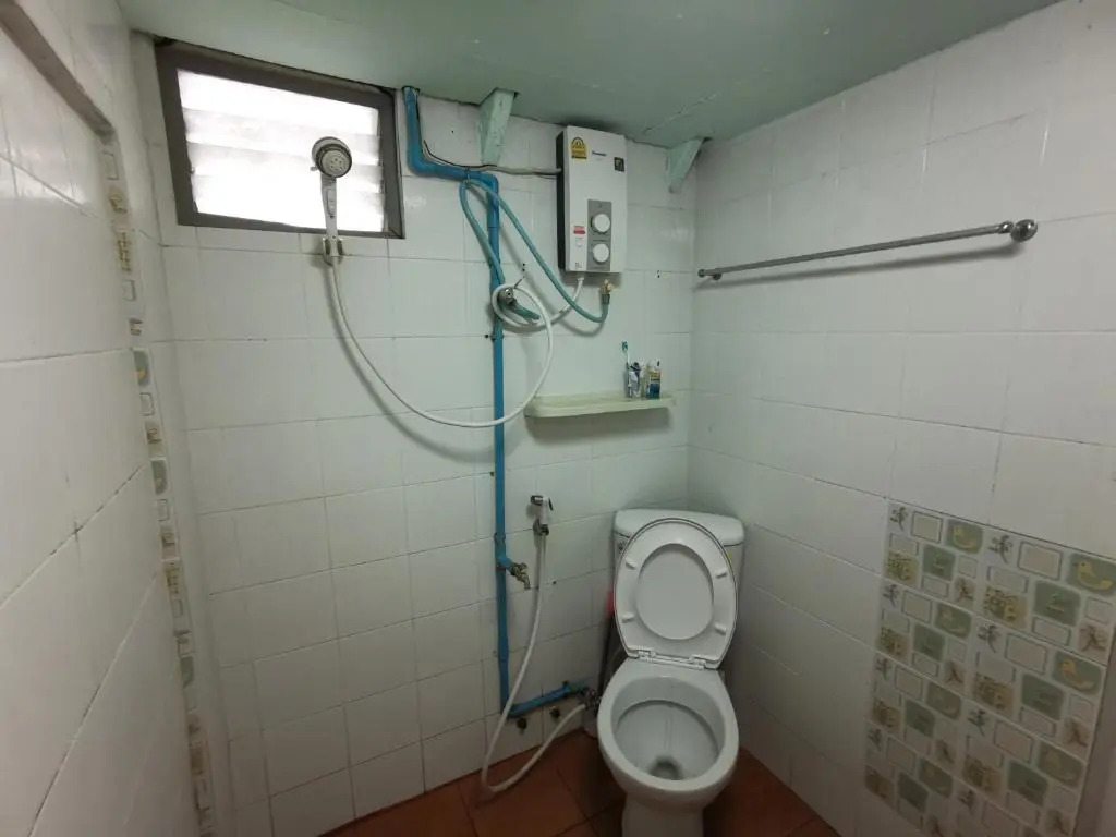 OYO 730 Meedee Hostel