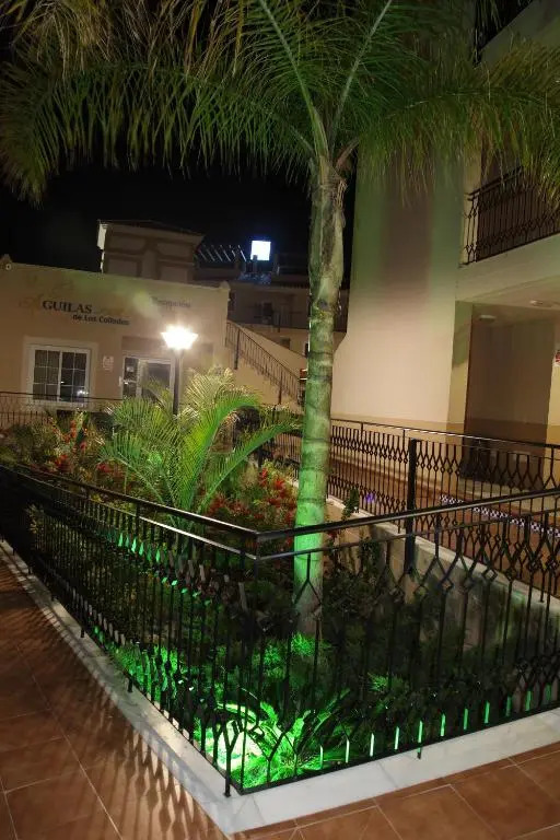 Apartamentos Turisticos Aguilas de los Collados