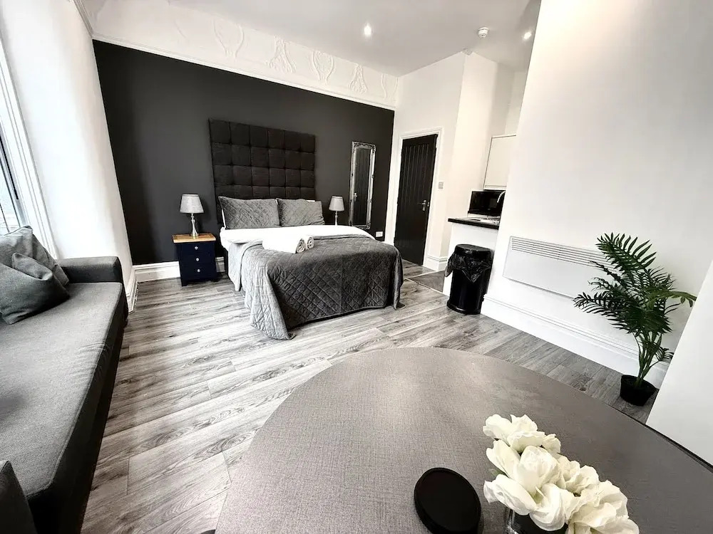Reads Luxury Apartments