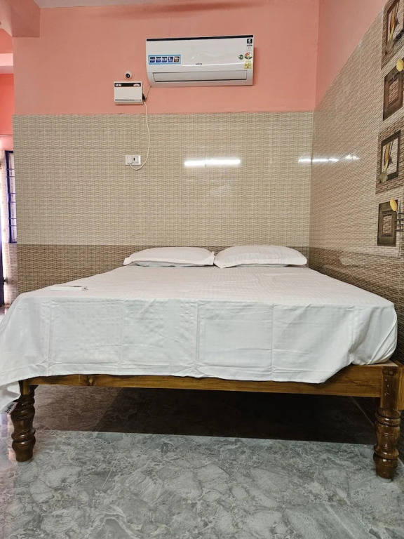 Swathi Rooms