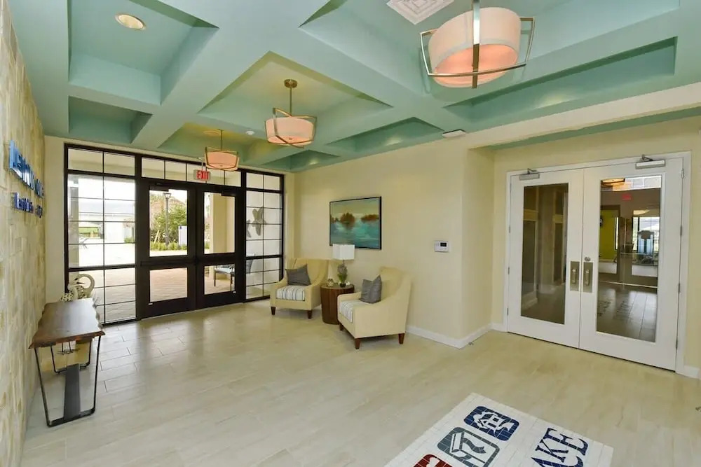 Luxury Apartment Near Clubhouse & Resort Pool