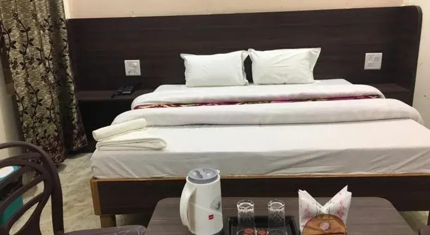 Om Guest House