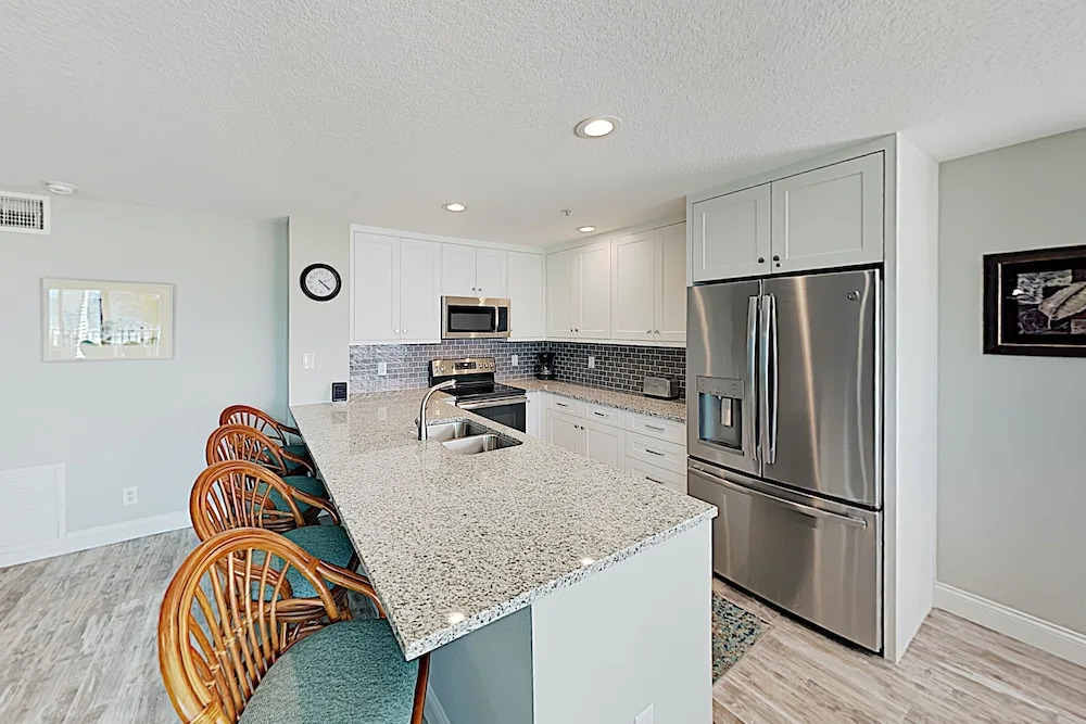1802 Gulf Blvd Condo Unit 10 3 Bedrooms 2 Bathrooms Condo