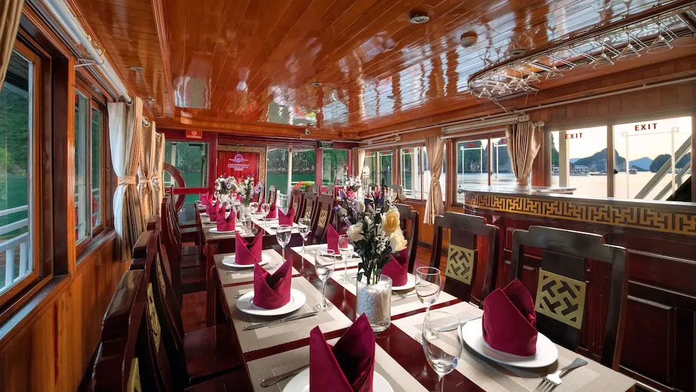 Cozy Bay Cruise
