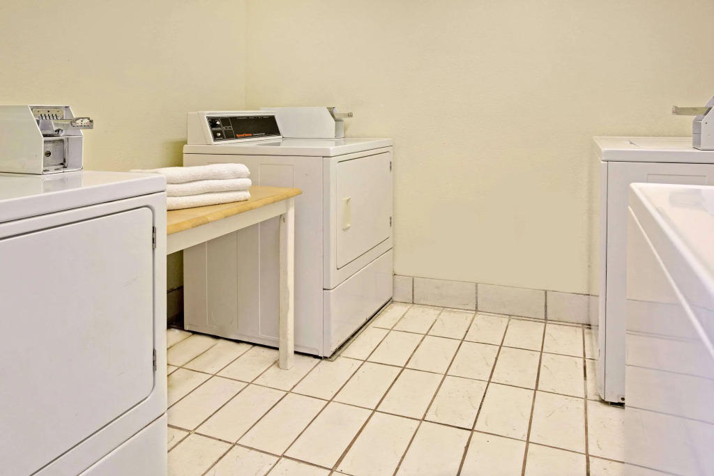 Days Inn by Wyndham Sharonville
