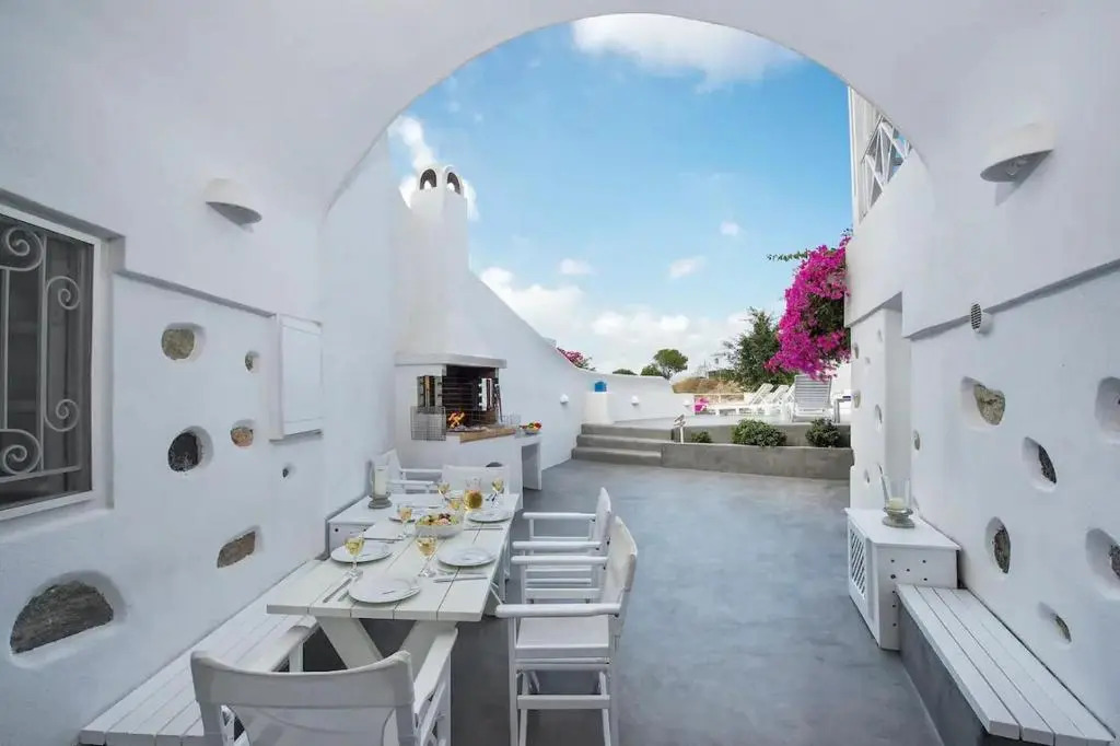 Superb 4-bedrooms Villa with private pool