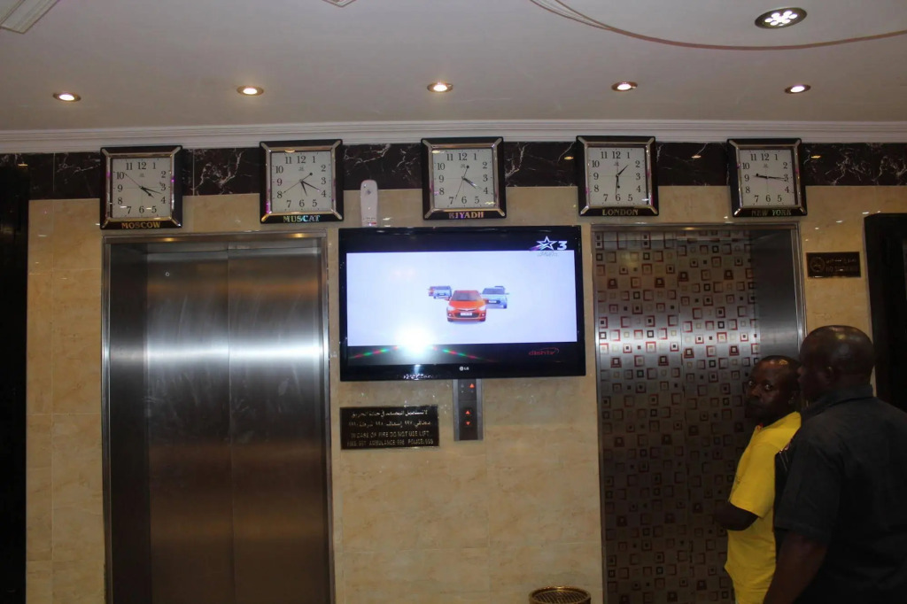 Grand Sina Hotel