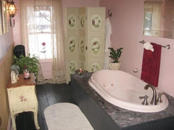 The Bella Ella Bed and Breakfast