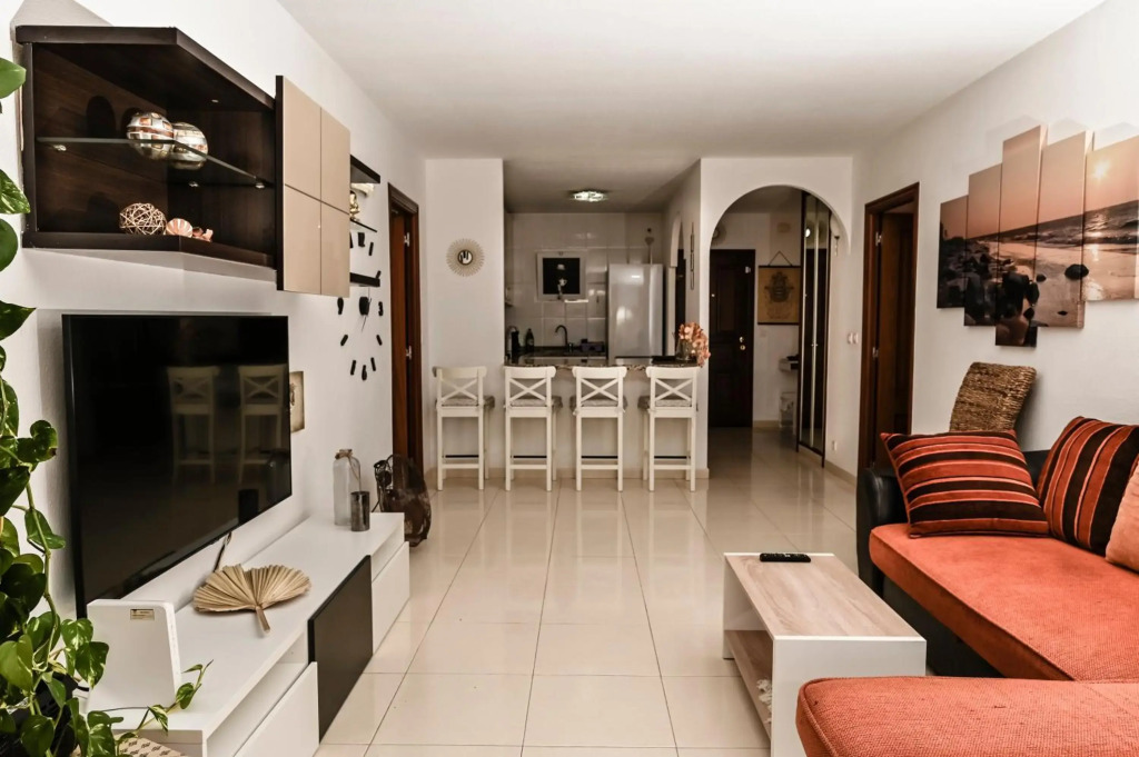 "NEW" Sunny 2 Bedroom Apartment in Costa Adeje