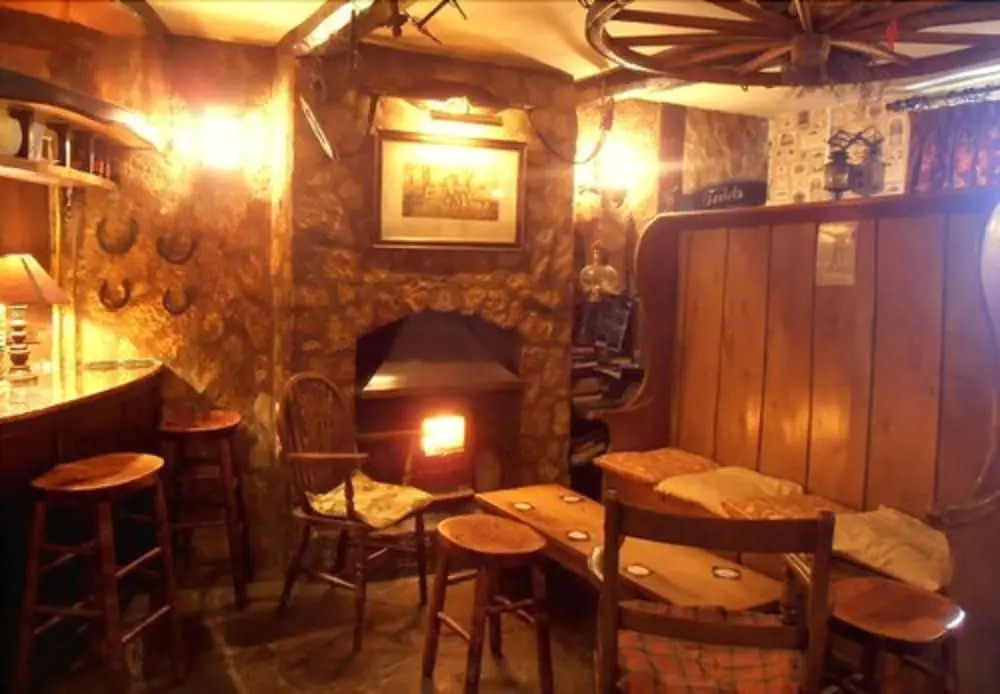 The Hunters Rest Inn
