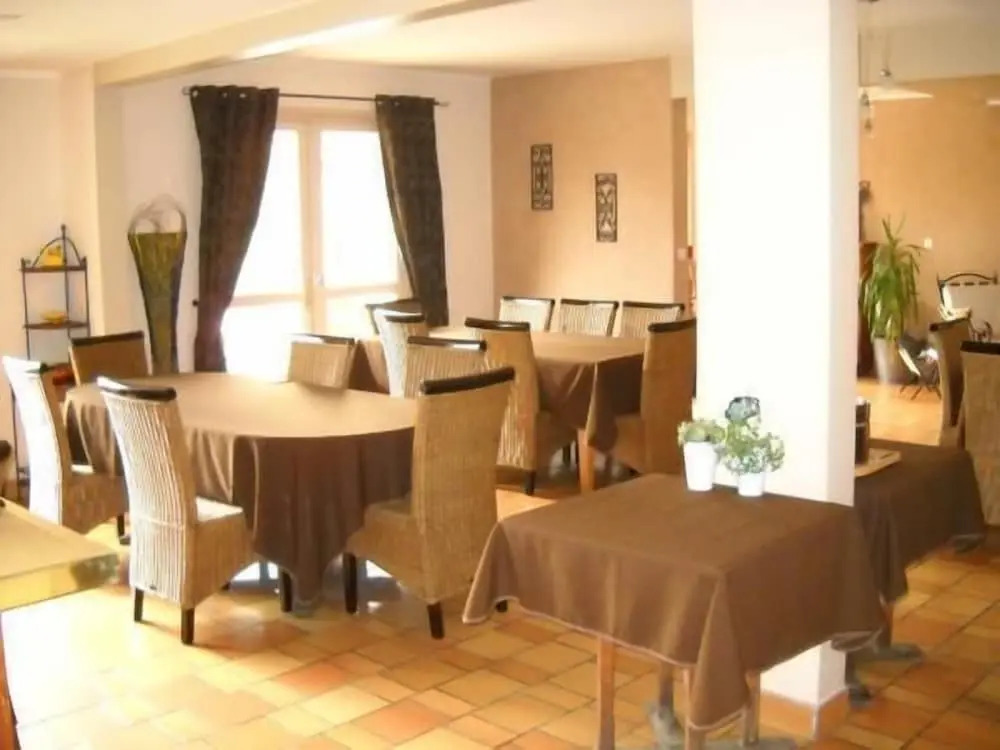Hôtel des Vignes - Juliénas