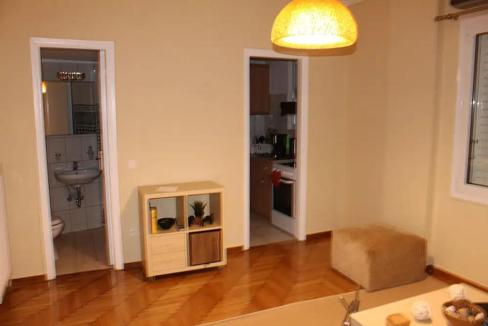 Affordable Studio behind Acropolis Museum